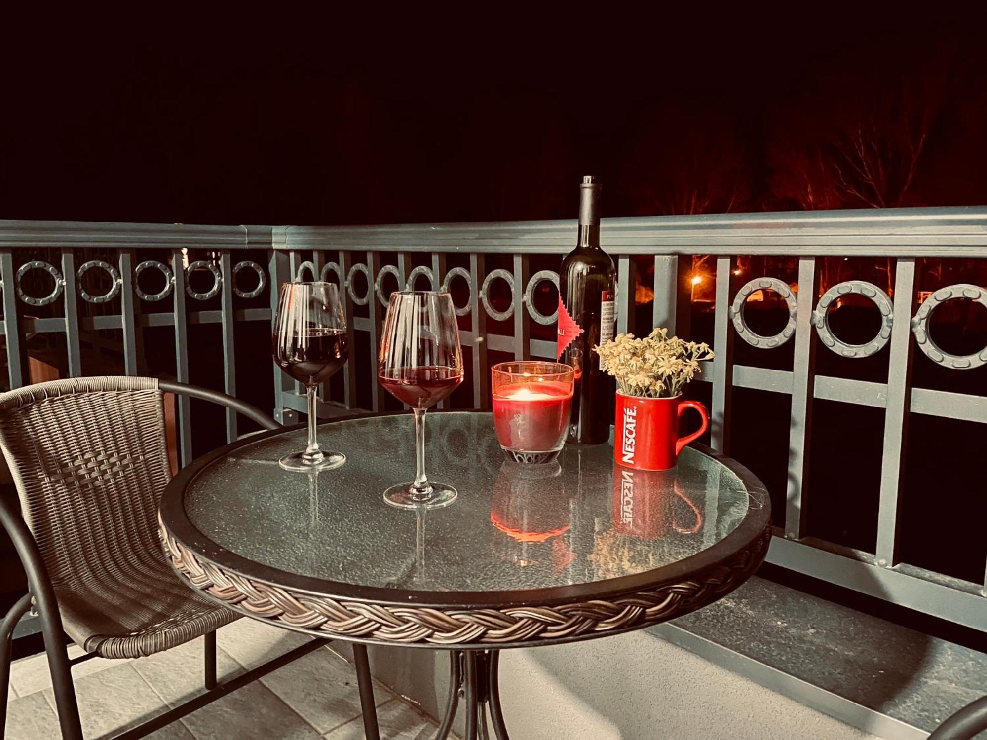 Apartman Miletic Ostrovo Buitenkant foto